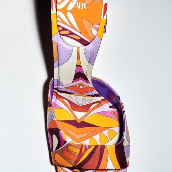 ZARA PRINTED HIGH HEEL SANDALS MULTI-COLOR - Picture 7 of 7